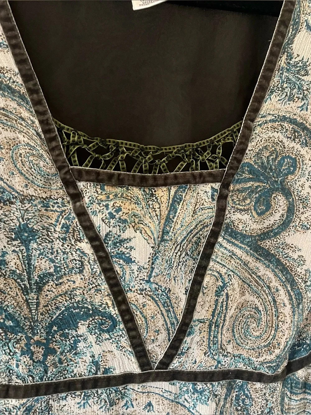 Y2K Silk Blouse Paisley Fairy Bell Sleeves Flowy Dainty Boho Velvet Detail - Picture 3 of 10